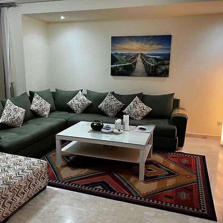 מרקש Beautiful, Great Equipped 122 M Holiday Apartment Near Majorelle Garden And Gueliz With Pool Views And A Large Balcony And Terrace מראה חיצוני תמונה