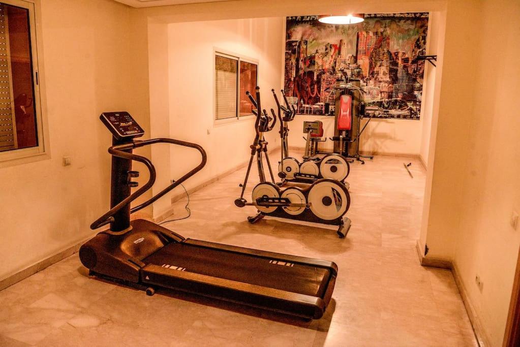 מרקש Beautiful, Great Equipped 122 M Holiday Apartment Near Majorelle Garden And Gueliz With Pool Views And A Large Balcony And Terrace מראה חיצוני תמונה