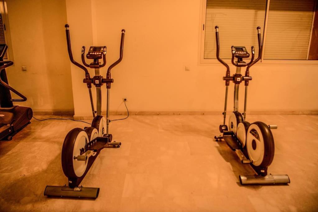 מרקש Beautiful, Great Equipped 122 M Holiday Apartment Near Majorelle Garden And Gueliz With Pool Views And A Large Balcony And Terrace מראה חיצוני תמונה