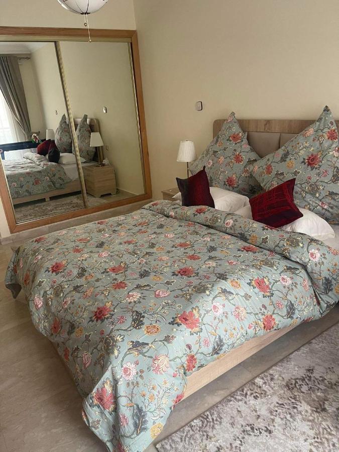 מרקש Beautiful, Great Equipped 122 M Holiday Apartment Near Majorelle Garden And Gueliz With Pool Views And A Large Balcony And Terrace מראה חיצוני תמונה