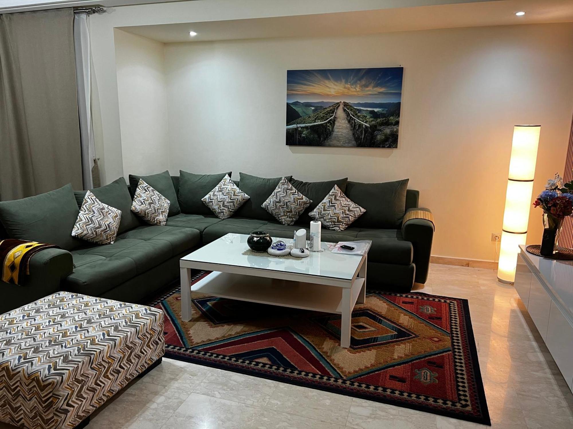 מרקש Beautiful, Great Equipped 122 M Holiday Apartment Near Majorelle Garden And Gueliz With Pool Views And A Large Balcony And Terrace מראה חיצוני תמונה